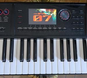 Tastiera workstation Roland FA-07 Torino