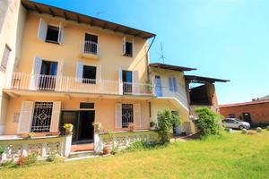 Casa grande con dependance