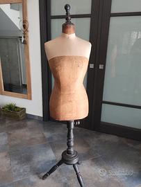 manichino sartoriale vintage 