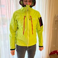 GIUBBINO ANTIPIOGGIA ALPINISMO