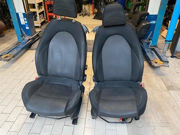 Sedili tappezzeria alfa mito + ricambi vari