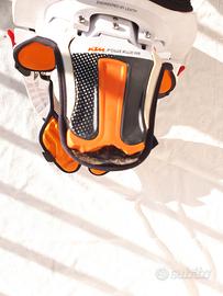 leatt brace ktm