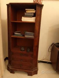 Piccola libreria con cassetti