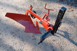 Aratro per 25-35cv -NUOVO