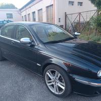 Jaguar    x type  2200 diesel