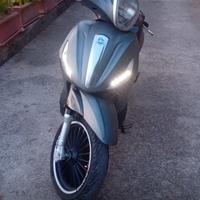 Piaggio Beverly 125 sport