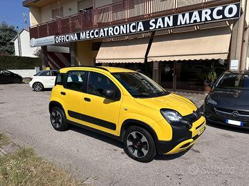 FIAT - Panda - 1.0 FireFly S&S Hybrid City Cross #