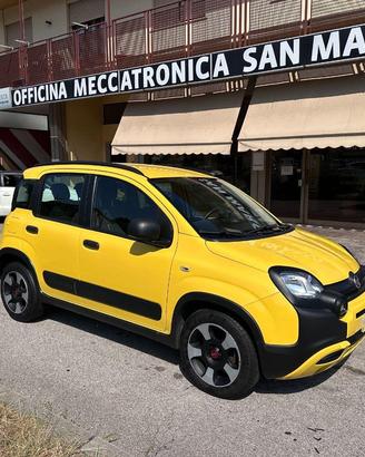 FIAT - Panda - 1.0 FireFly S&S Hybrid City Cross #