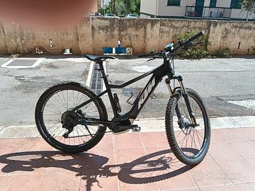 KTM macina race 274