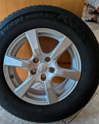 Cerchi e gomme invernali  215, 70, R16