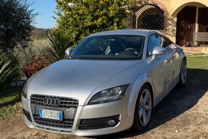 Audi TT Coupé 2.0 TFSI Sline