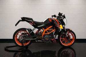 Ktm duke 390