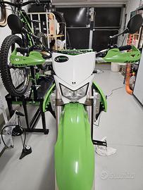 Kawasaki KLX 450 R 2017. Solo 900 km – Unico Prop