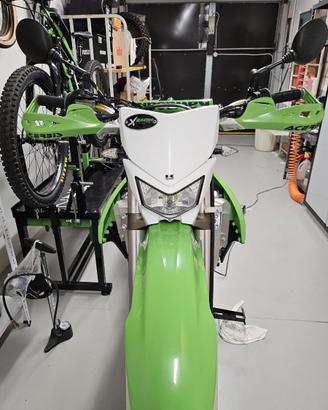 Kawasaki KLX 450 R 2017. Solo 900 km – Unico Prop