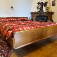 LETTO MATRIMONIALE E COMODINI