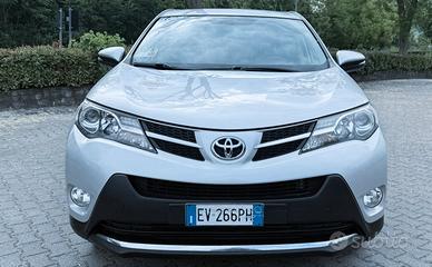 Toyota RAV 4 RAV4 2.0 D-4D 4WD Lounge