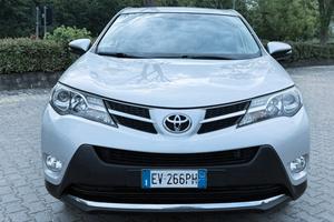 Toyota RAV 4 RAV4 2.0 D-4D 4WD Lounge