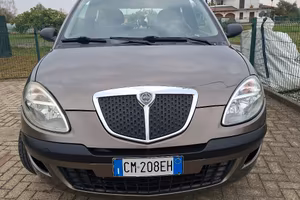 Lancia Y 2004 