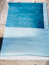 Tappeto blu azzurro