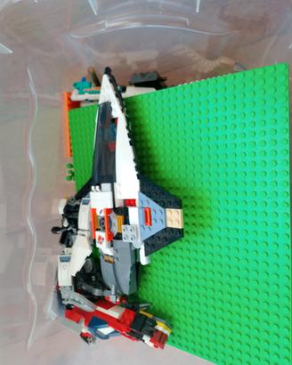 set di Lego da quasi 600- 1000 pezzi