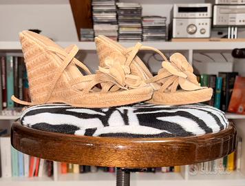 Zeppe di  corda con fiore applicato