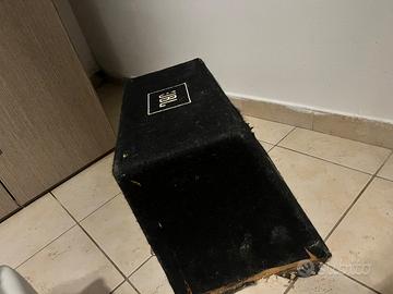 amplificatore e subwoofer