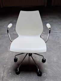 2 sedie design bianche con rotelle