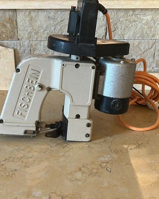 Cucitrice profesionale per sacchi marca Fischbein