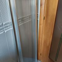 Box doccia sopra-vasca