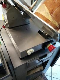 Affettatrice professionale FAC 300