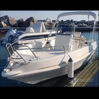 Ferraio Nautica Winnebago 19 open 5,60 mt. motore