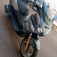 Piaggio x9 