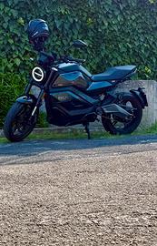 Moto elettrica NIU RQi Sport
