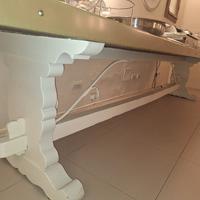 Tavolo in legno massello