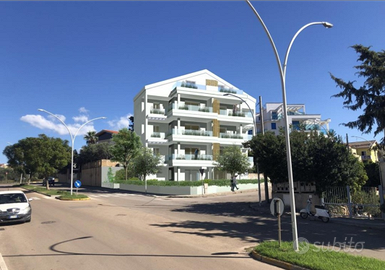 Palazzina panoramica a pochi passi dal mare