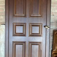 Portoncino , porte e finestre in alluminio