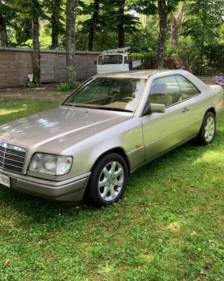 Mercedes 300CE W124 300 CE C124 Coupè 3000  Carat