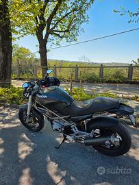 Ducati Monster 600 Dark 1998 