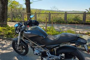 Ducati Monster 600 Dark 1998 