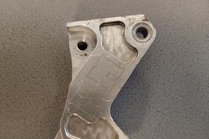 SPOSTA PINZA HM PER HONDA CR/HM 125