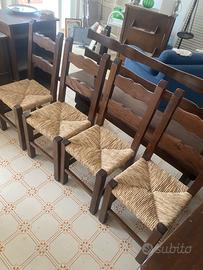 Tavolo con sedie e panca in legno massello