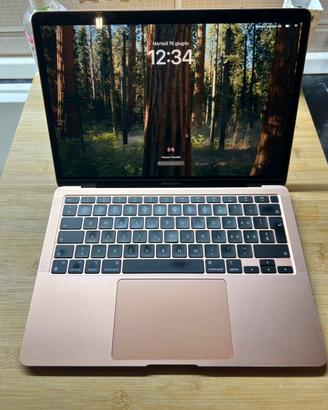 Computer MacBook 2021