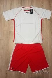 muta calcio taglia L-Xl nuova