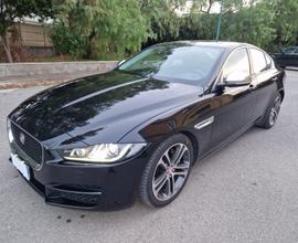 Jaguar XE, 180 cv, automatica