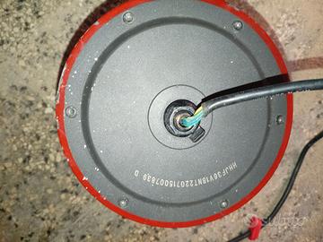 Ruota motore monopattino