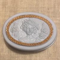 Scatolina portagioie di porcellana Jean Pierre