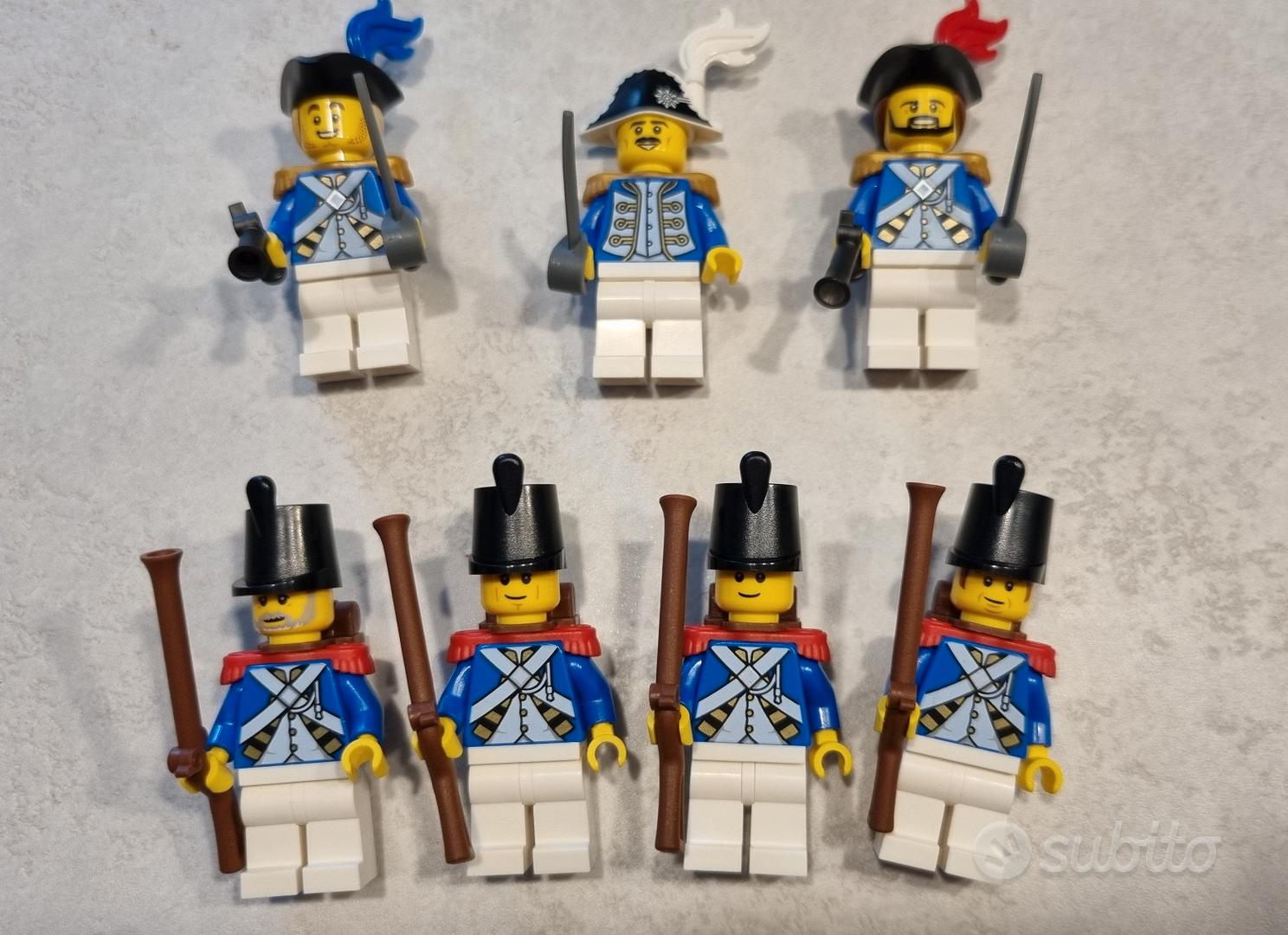 7 minifigures LEGO pirati - soldati imperiali - Collezionismo In vendita a  Macerata