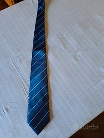 Cravatta in seta Basile