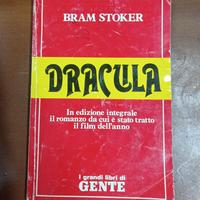 Libro "Dracula" di Bram Stoker