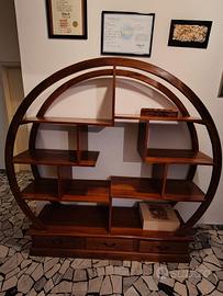 Libreria rotonda in legno